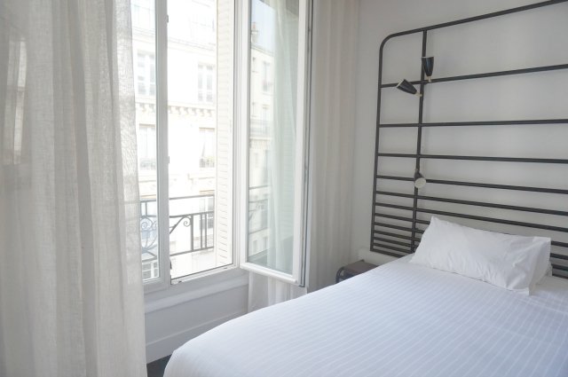 hotel-la-demeure-paris-amoureux-nuit-de-noce-design