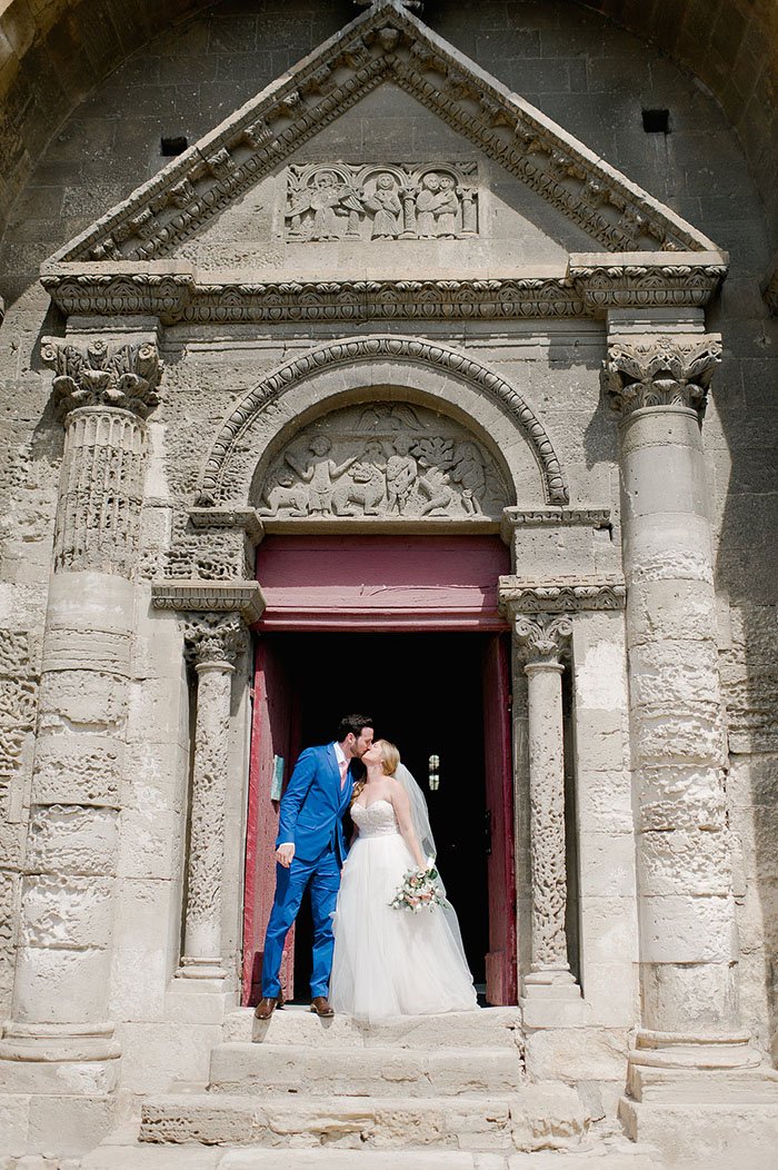 mariage tarascon mas des comtes de provence photographe nadia meli / publié par withalovelikethat.fr