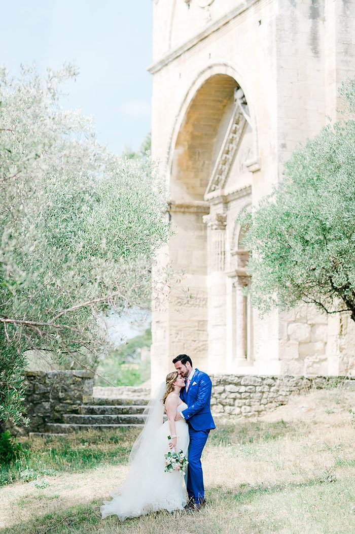 mariage tarascon mas des comtes de provence photographe nadia meli / publié par withalovelikethat.fr