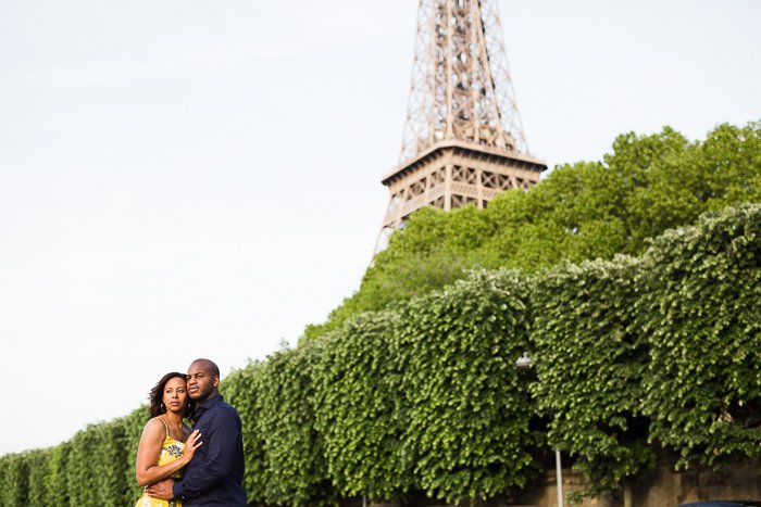 séance engagement tour Eiffel / photographe soul bliss / publié sur withalovelikethat.fr