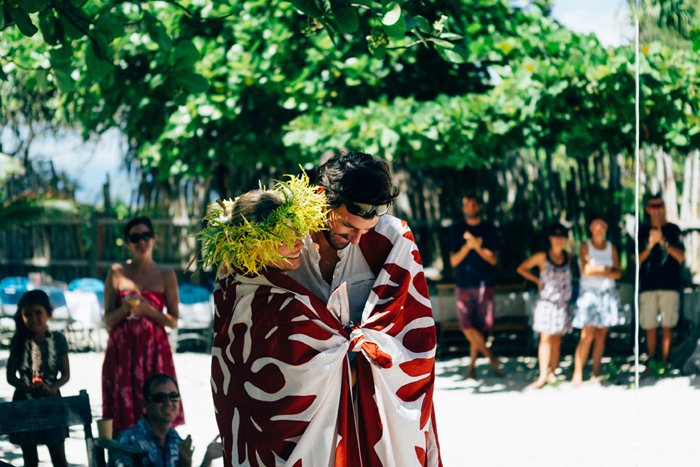 mariage éco citoyen en polynésie / photographe Pierre Atelier / publié sur withalovelikethat.fr