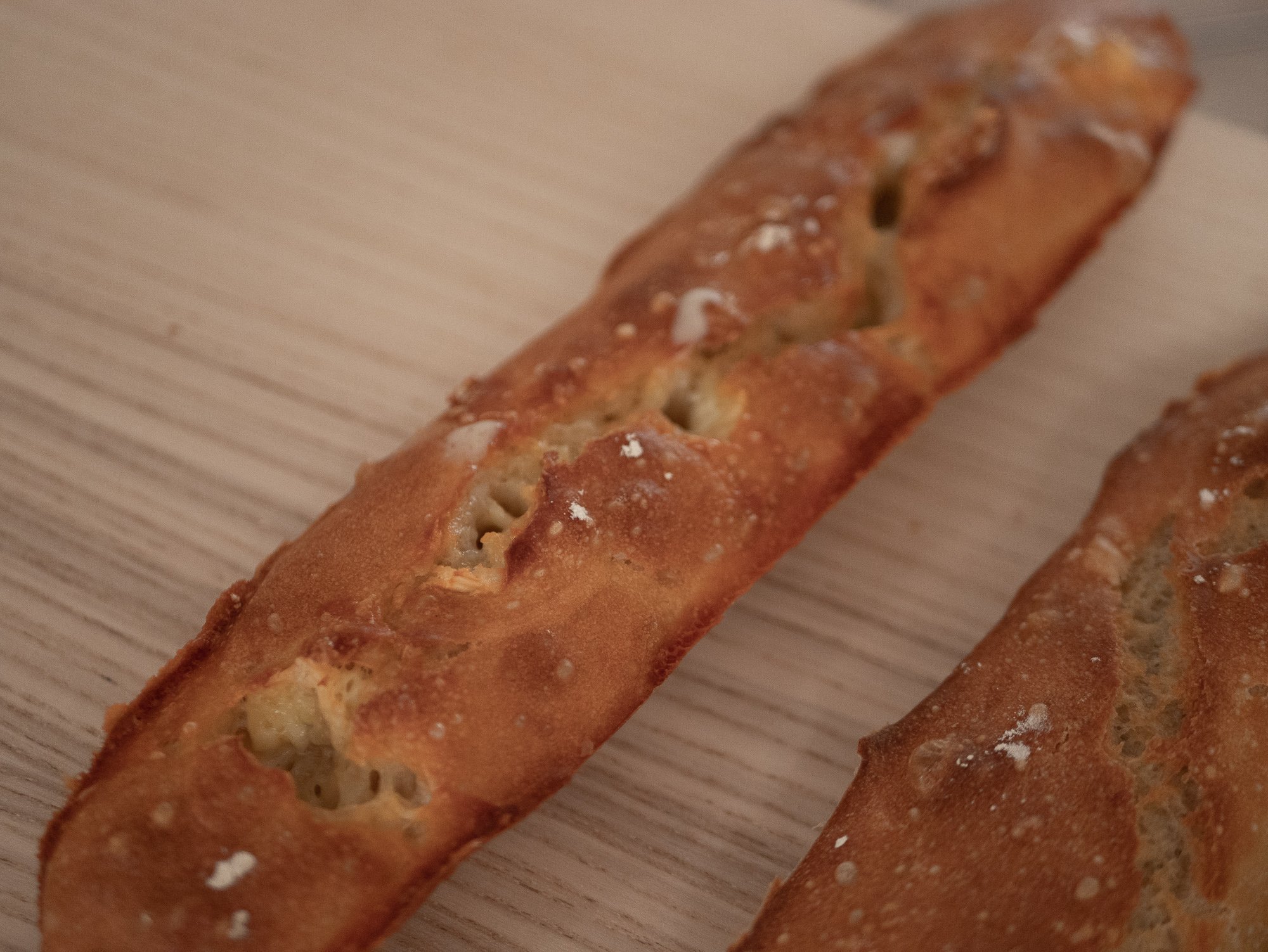 Recette baguette de pain sans robot facile et rapide / plus sur withalovelikethat.fr